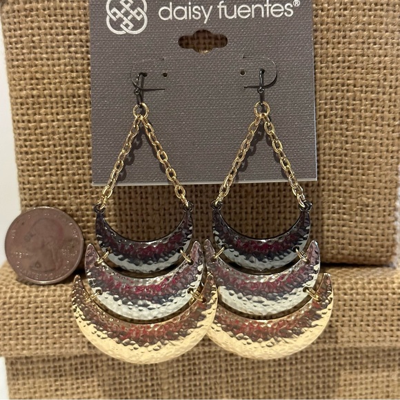 NWT Daisy Fuentes Earrings big tri-color triple crescent hammered dangles - Picture 5 of 6